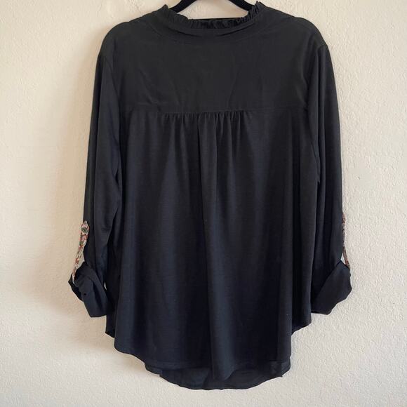 Anthropologie Porridge Aiden Black Roll Tab Sleeve Floral Detail NWT - Size 1X - Picture 9 of 9